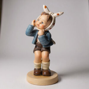 Vintage Hummel toothache figurine